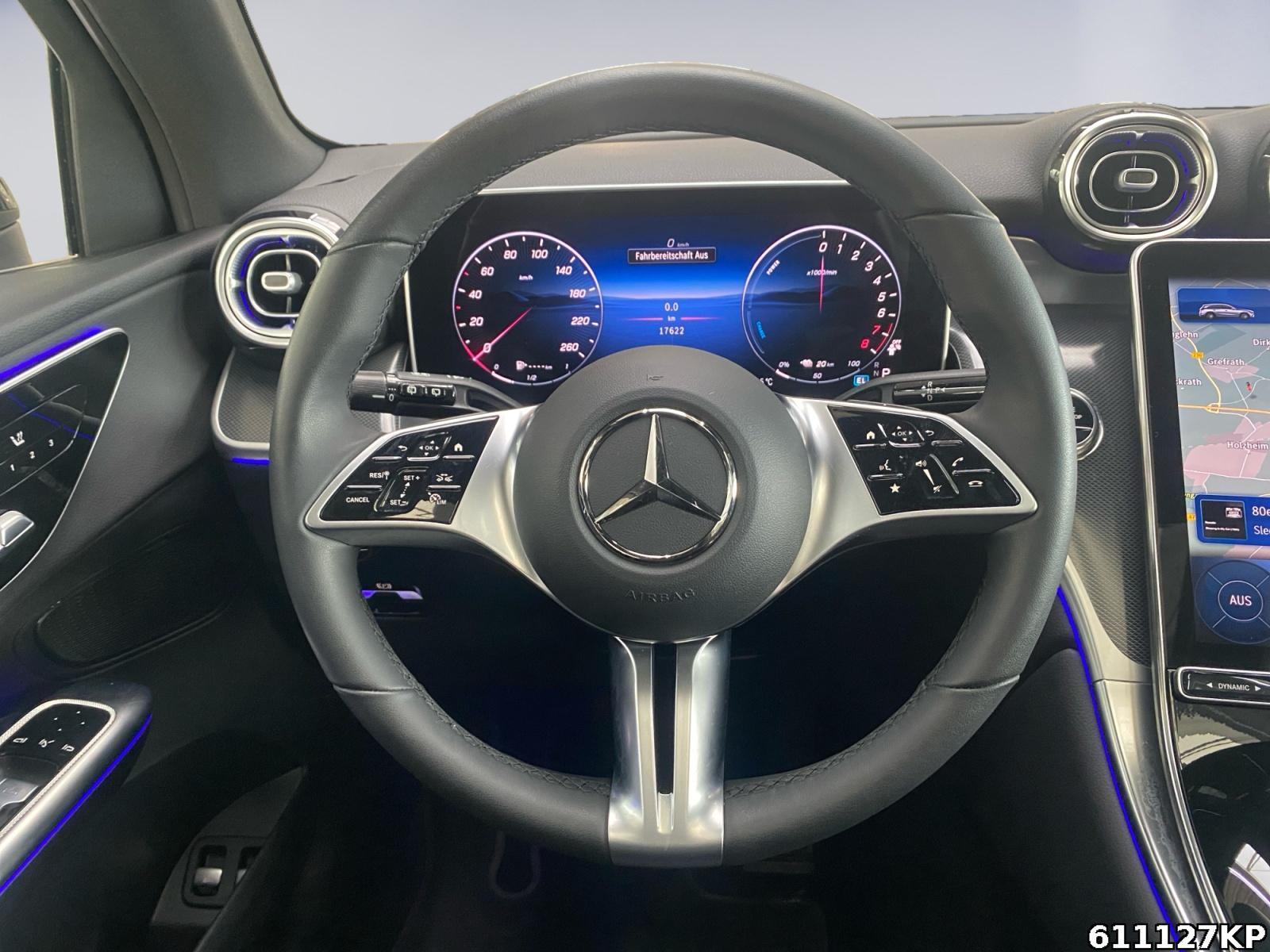 Fahrzeugabbildung Mercedes-Benz GLC 300 e Avantgarde Pano AHK Distronic Memory