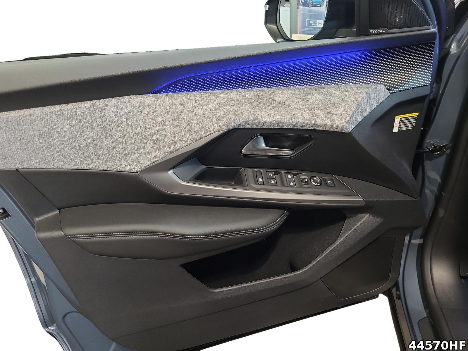Fahrzeugabbildung Peugeot 3008 GT 195 PS AT