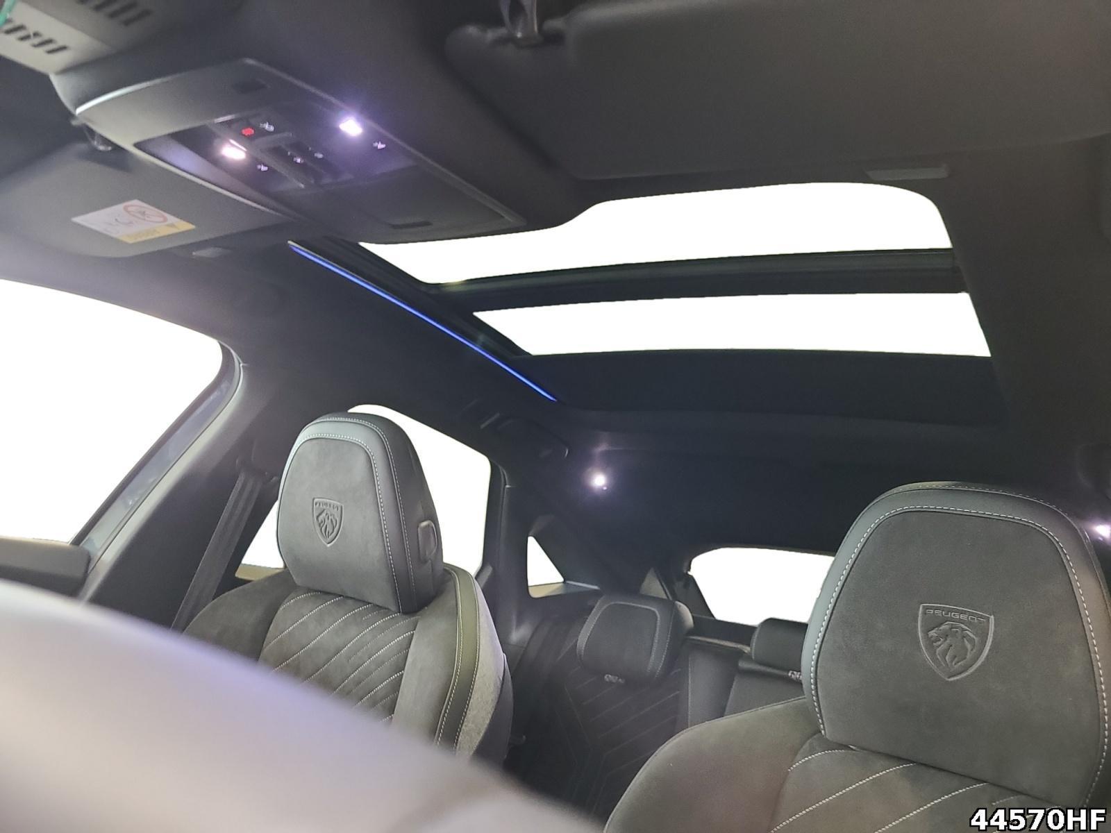 Fahrzeugabbildung Peugeot 3008 GT 195 PS AT