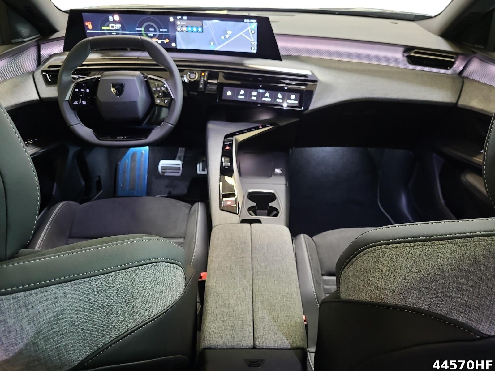 Fahrzeugabbildung Peugeot 3008 GT 195 PS AT