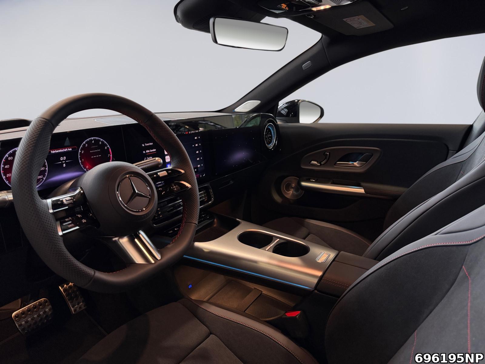 Fahrzeugabbildung Mercedes-Benz CLA 200 AMG+SUPERSCREEN+MULTI+BURMESTER+HEADUP+