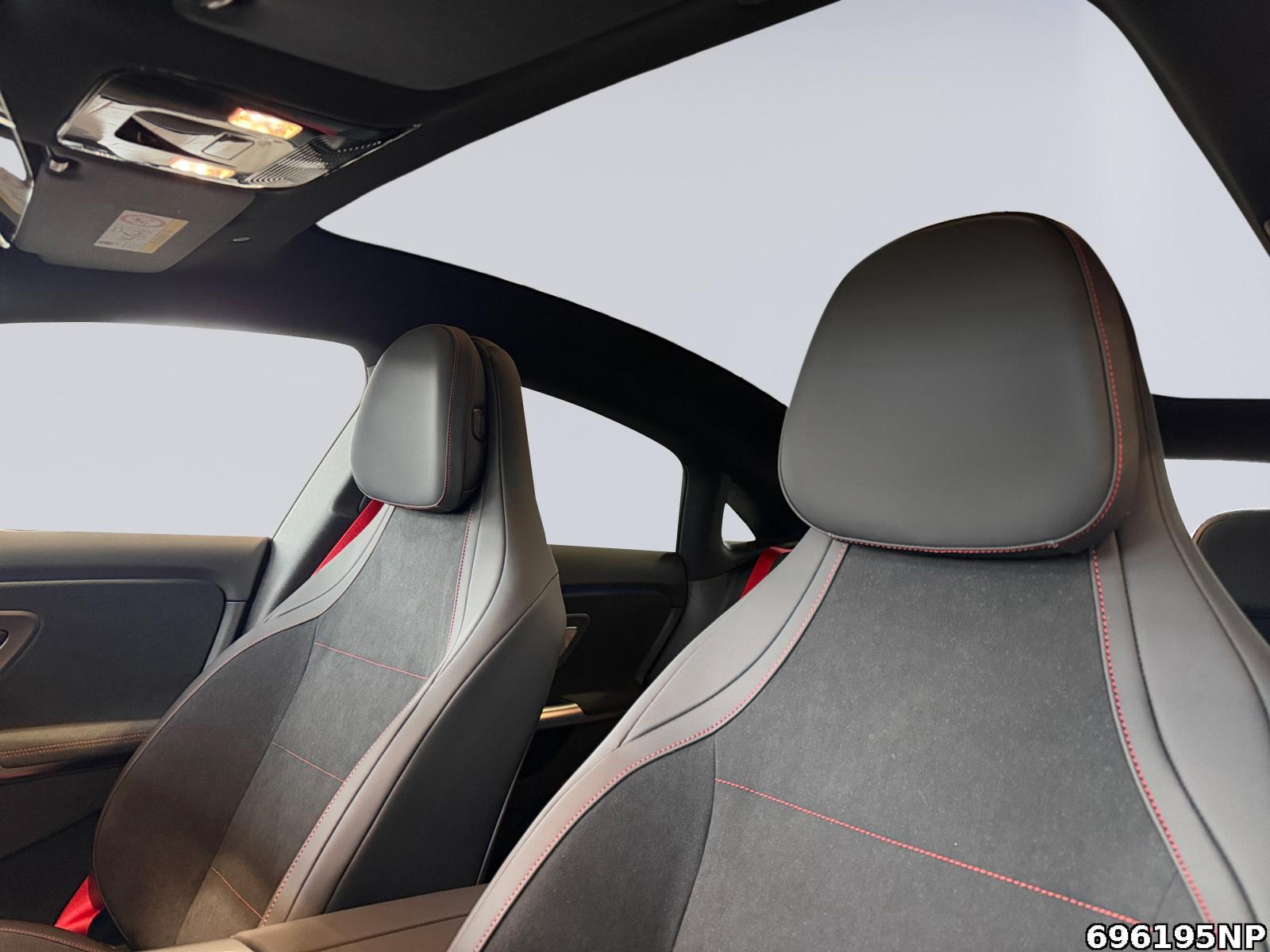 Fahrzeugabbildung Mercedes-Benz CLA 200 AMG+SUPERSCREEN+MULTI+BURMESTER+HEADUP+