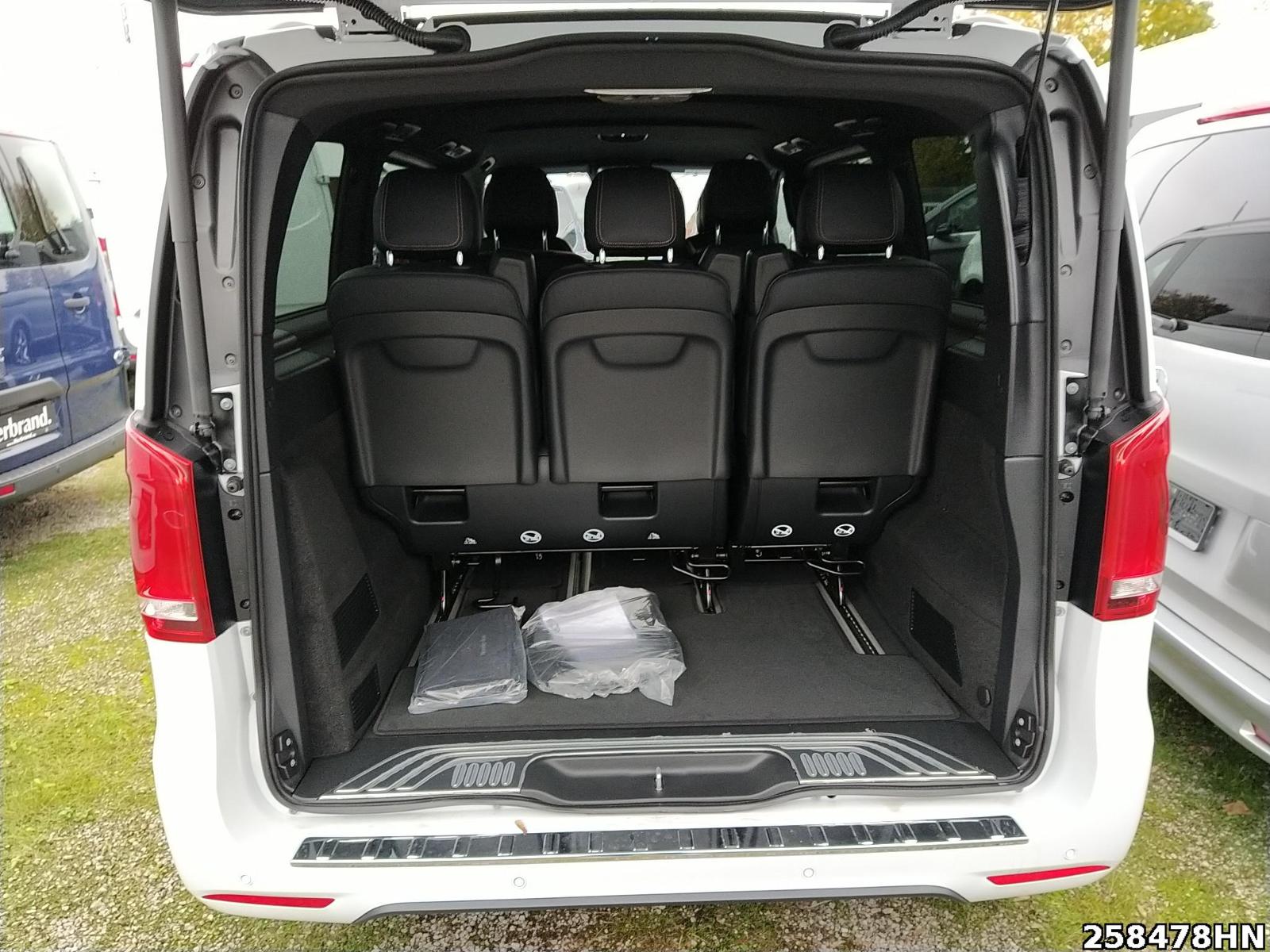 Fahrzeugabbildung Mercedes-Benz V 300 EQV 300