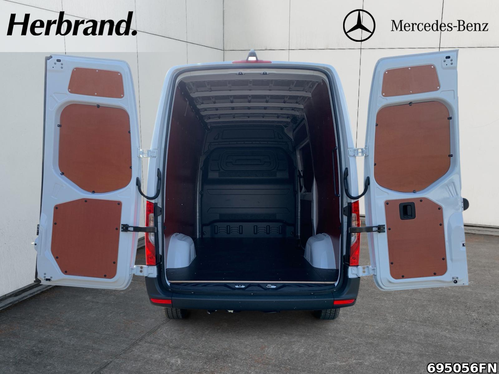 Fahrzeugabbildung Mercedes-Benz Sprinter 315 PRO L2H2 AHK 3,5*KLIMA*KAM*AUTMATIK
