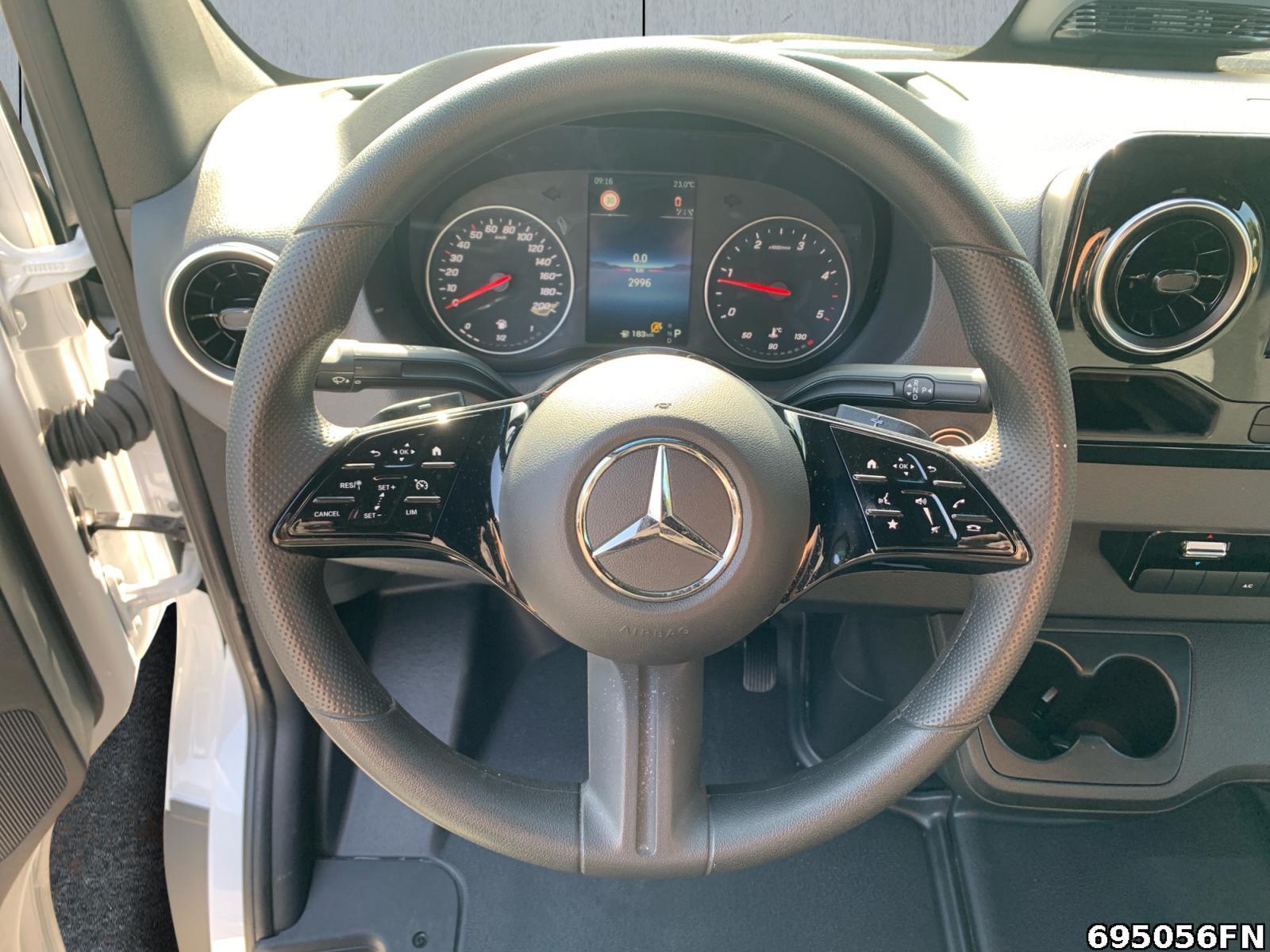 Fahrzeugabbildung Mercedes-Benz Sprinter 315 PRO L2H2 AHK 3,5*KLIMA*KAM*AUTMATIK