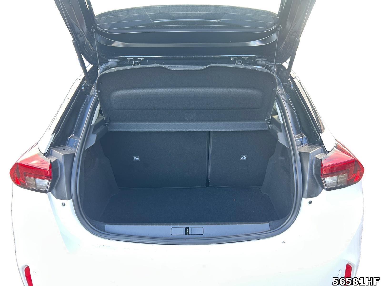 Fahrzeugabbildung Opel Corsa Elegance*Sitzhzg*Carplay*LED*PDChi+Cam*