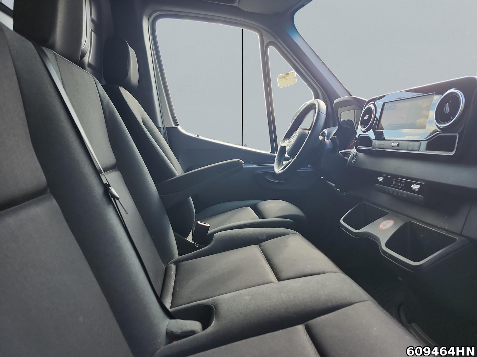 Fahrzeugabbildung Mercedes-Benz Sprinter 317 CDI Kasten PRO*L2H2*Navi*LED*Kamer