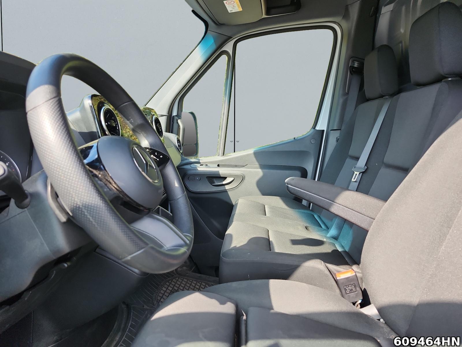 Fahrzeugabbildung Mercedes-Benz Sprinter 317 CDI Kasten PRO*L2H2*Navi*LED*Kamer
