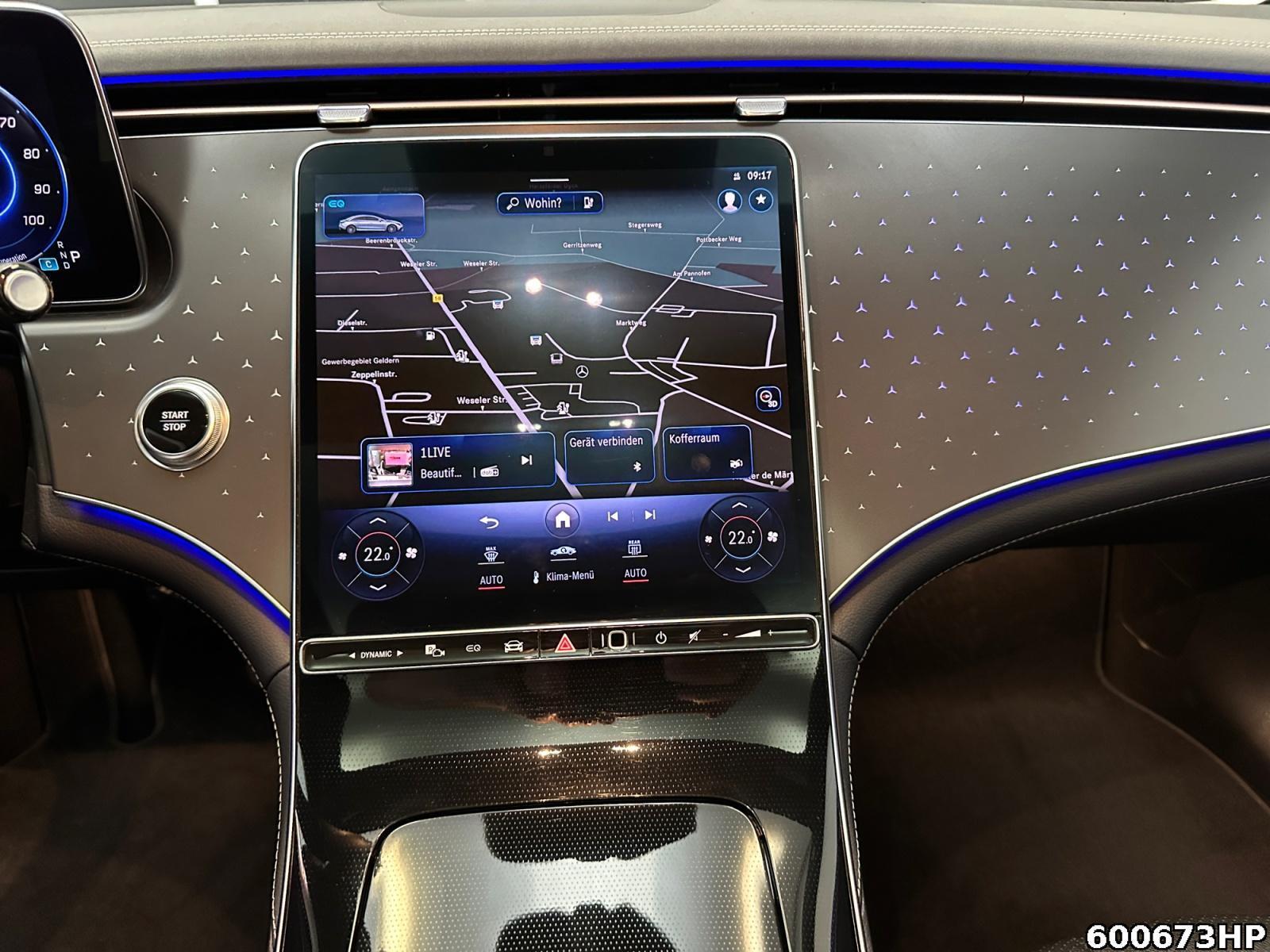 Fahrzeugabbildung Mercedes-Benz EQE Electric Art Panorama 360° Memory 20