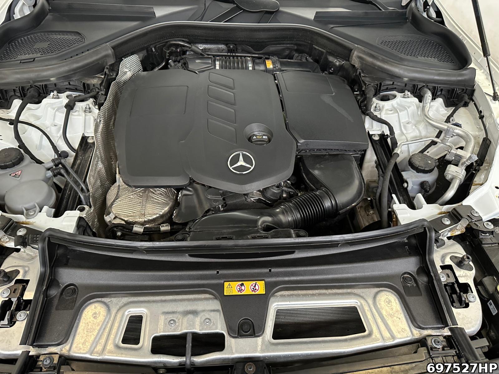 Fahrzeugabbildung Mercedes-Benz GLC 220 d 4M Avantgarde Pano AHK Memo Lenkradhz