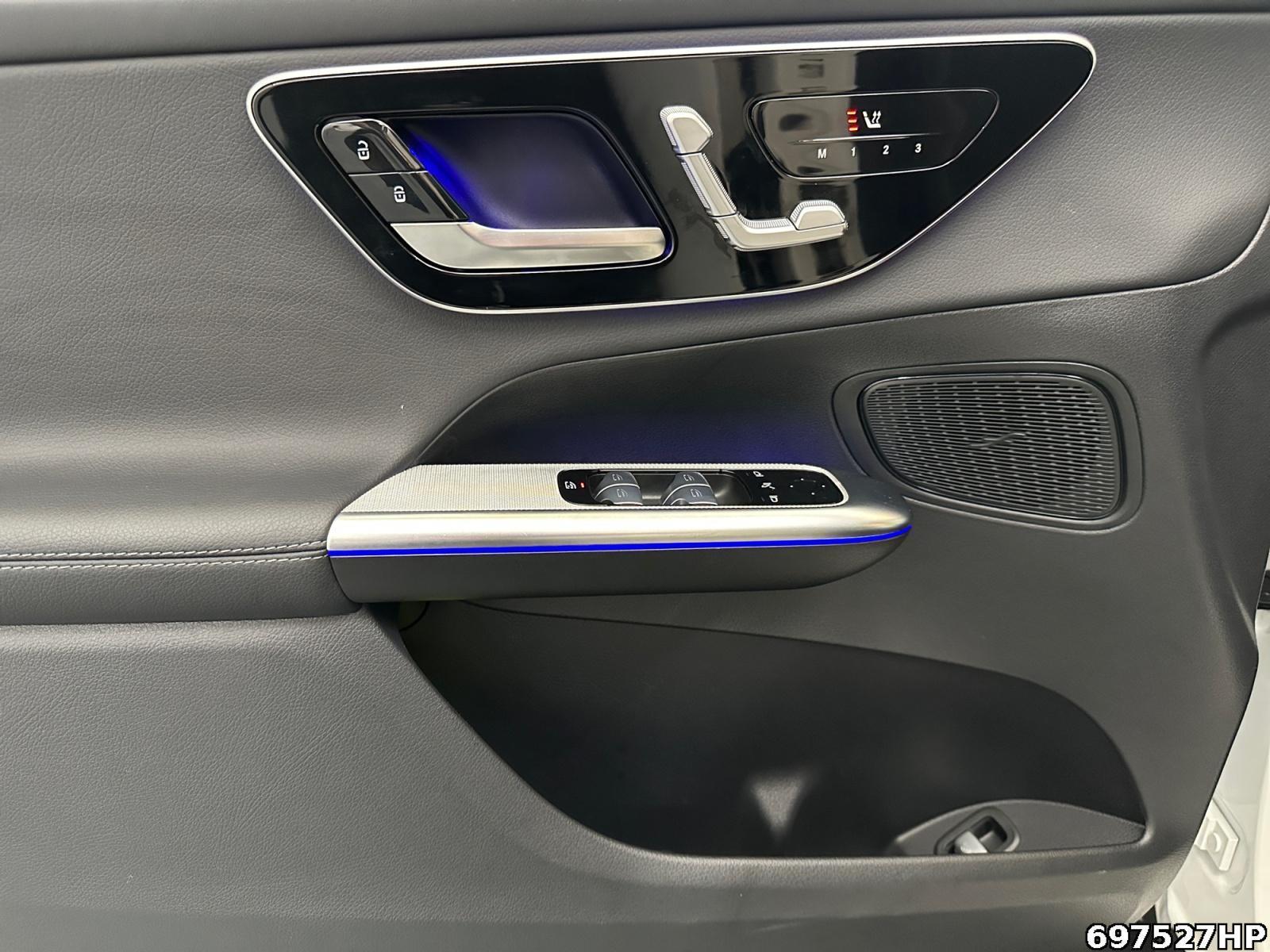 Fahrzeugabbildung Mercedes-Benz GLC 220 d 4M Avantgarde Pano AHK Memo Lenkradhz