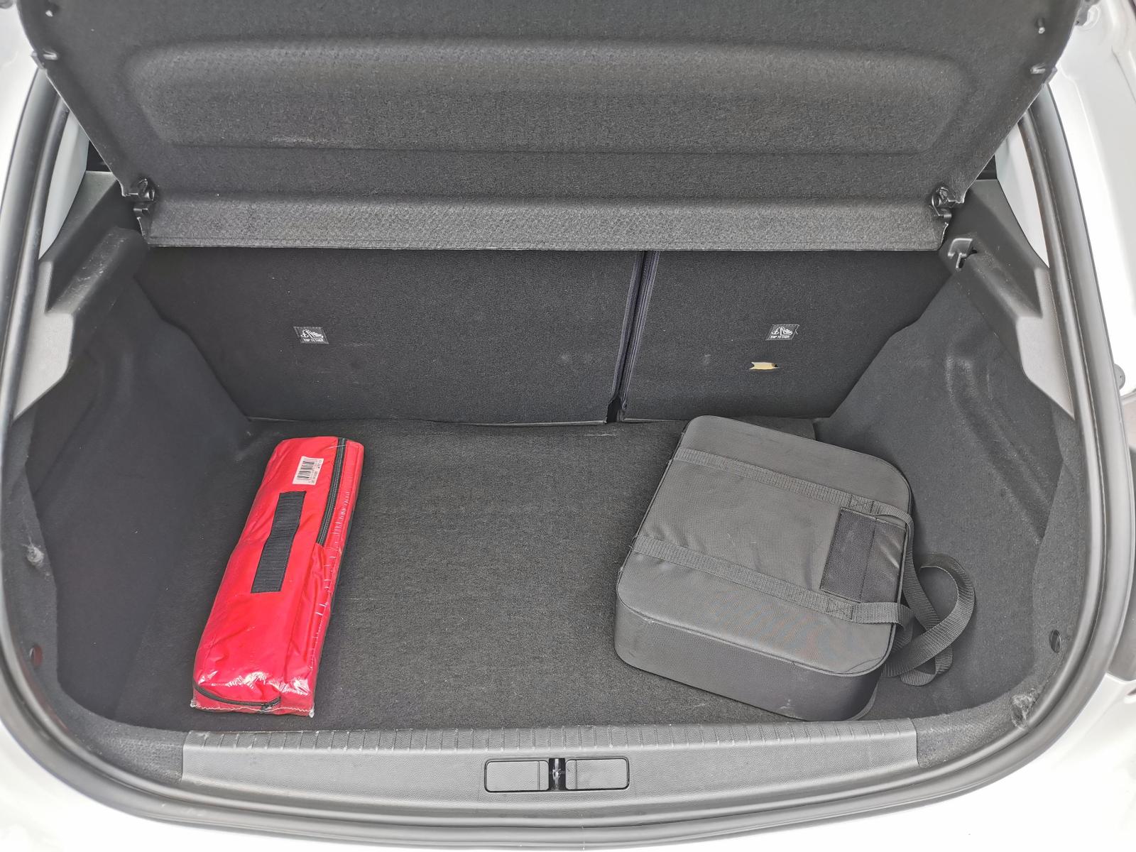 Fahrzeugabbildung Opel Corsa -e Edition*PDC hin.+Cam*Carplay*Allwe.*