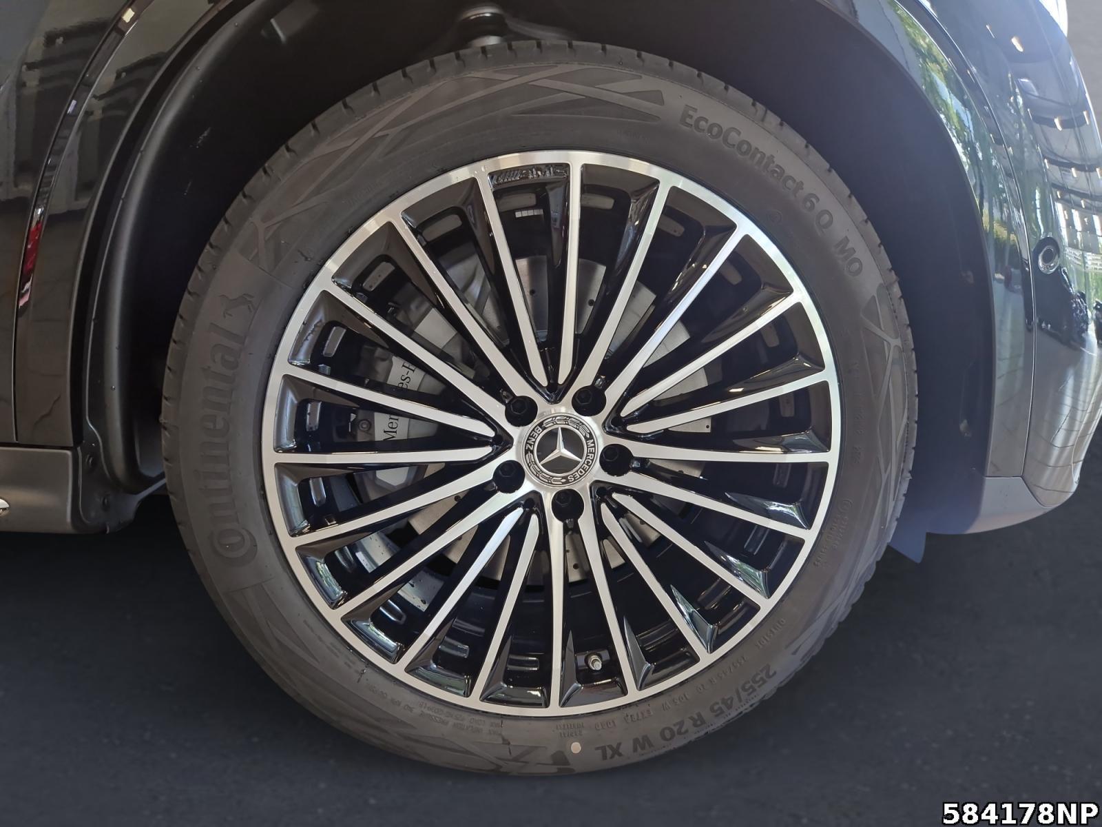 Fahrzeugabbildung Mercedes-Benz GLC 220 d 4MATIC +AMG+360+AHK+BURMESTER+MEMORY+