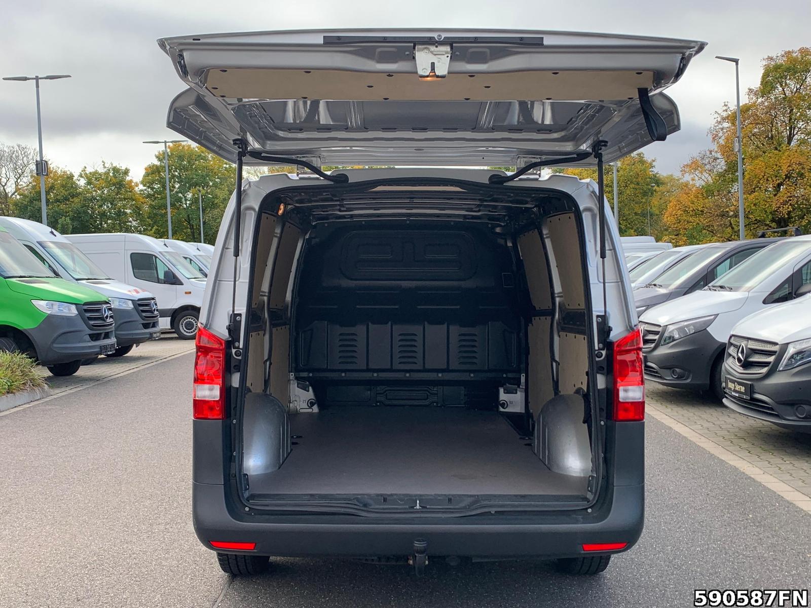 Fahrzeugabbildung Mercedes-Benz Vito 110 XXL *AHK**KLIMA**NAVI**DAB**TEMPOMAT*