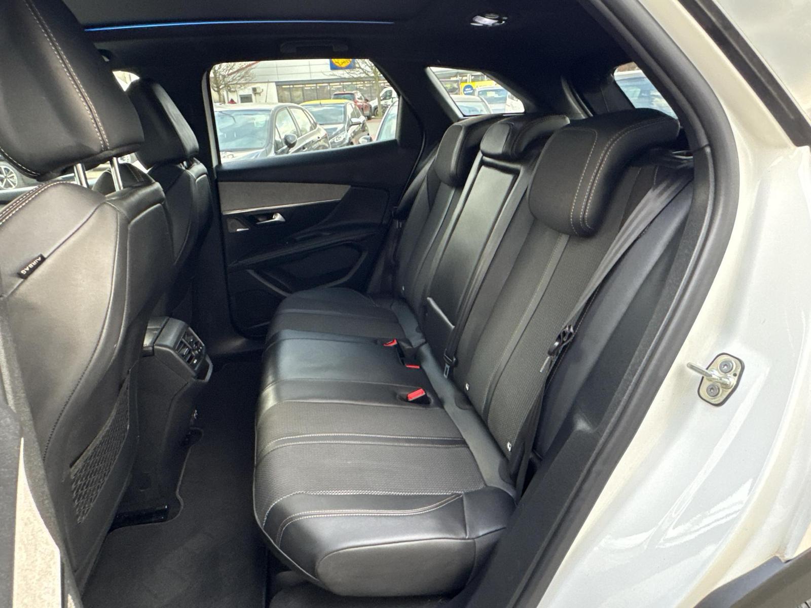 Fahrzeugabbildung Peugeot 3008 GT Line