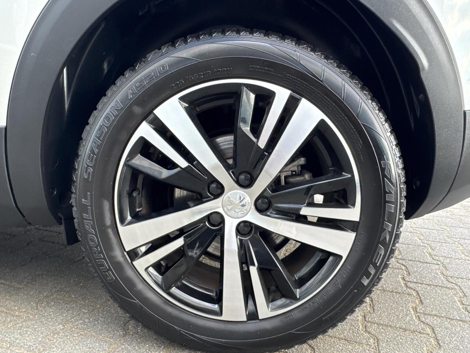 Fahrzeugabbildung Peugeot 3008 GT Line