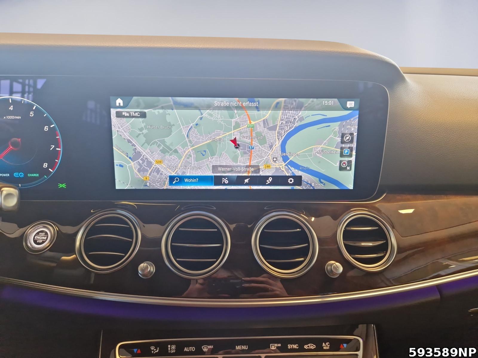 Fahrzeugabbildung Mercedes-Benz E 450 4M Avantgarde 360° Distronic LED Ambiente