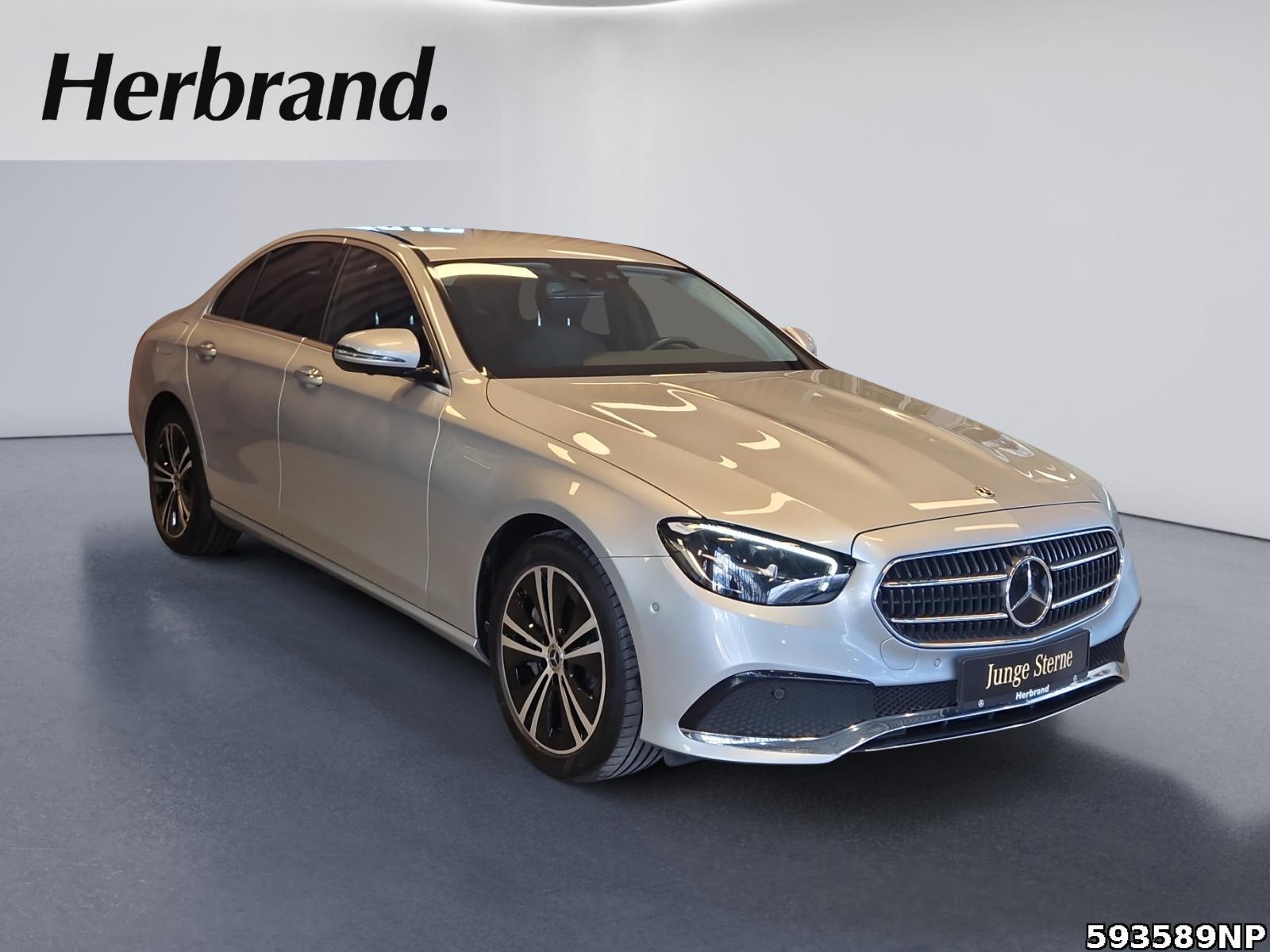 Fahrzeugabbildung Mercedes-Benz E 450 4M Avantgarde 360° Distronic LED Ambiente