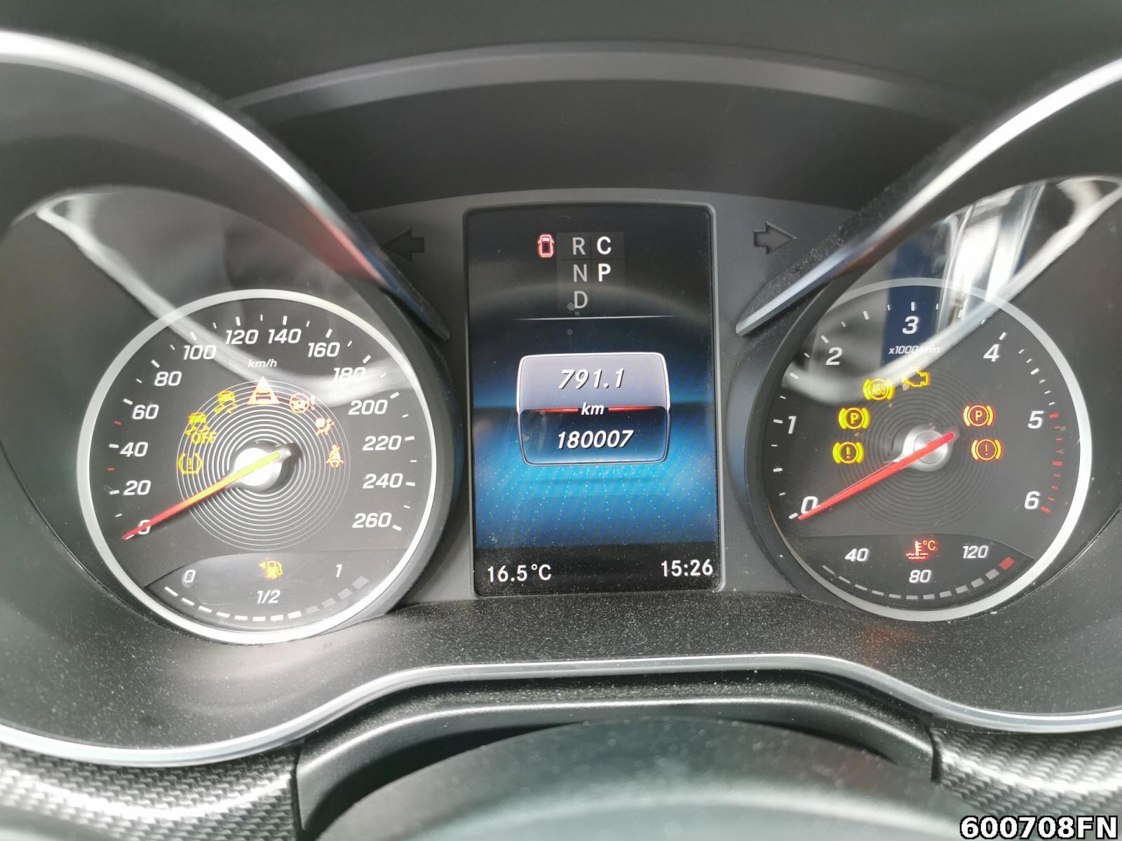 Fahrzeugabbildung Mercedes-Benz V 300 Marco Polo Edition AMG Küche Easy Up AHK