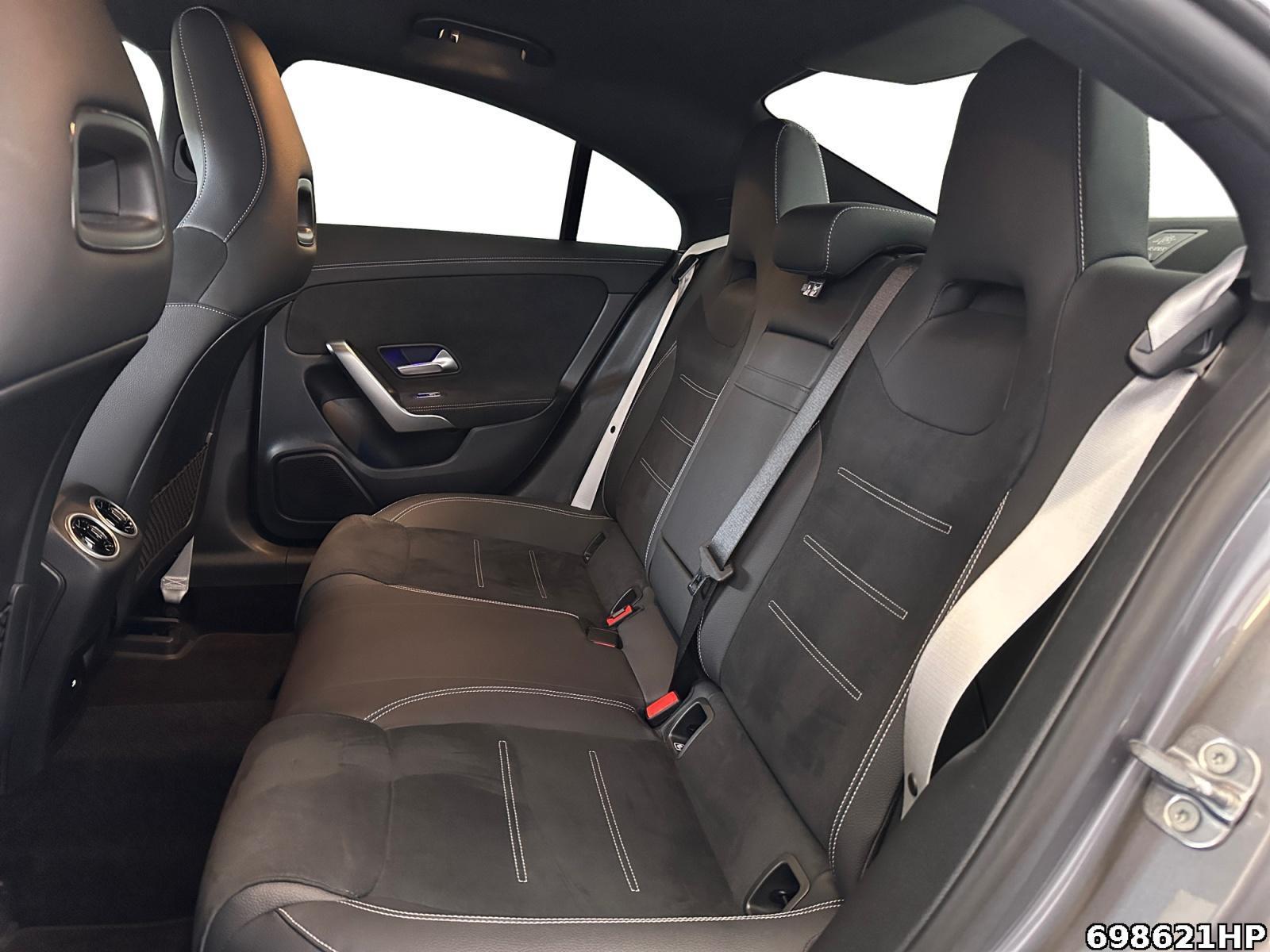 Fahrzeugabbildung Mercedes-Benz CLA 200 AMG Night DISTRONIC Kamera Ambiente 19