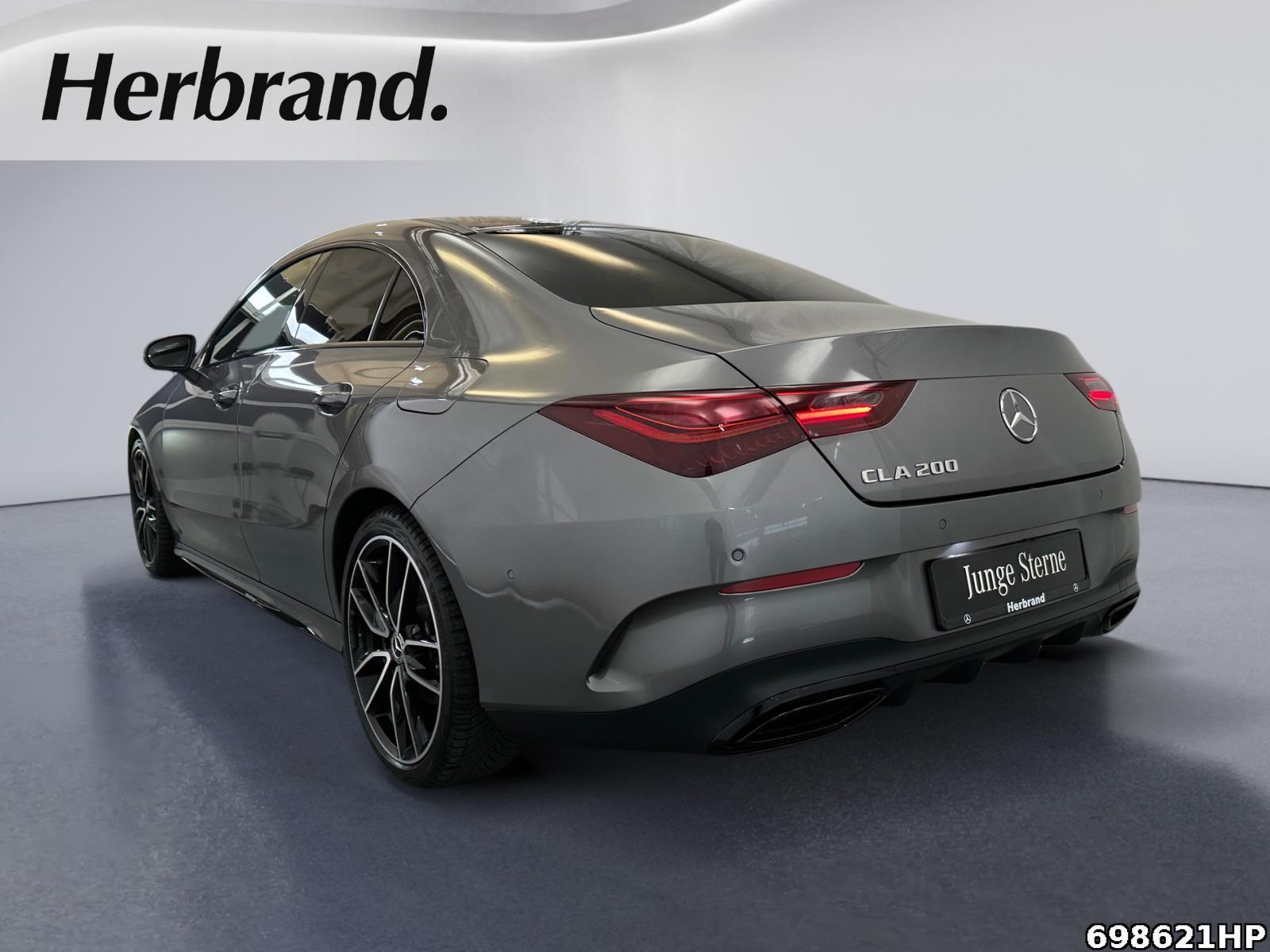 Fahrzeugabbildung Mercedes-Benz CLA 200 AMG Night DISTRONIC Kamera Ambiente 19