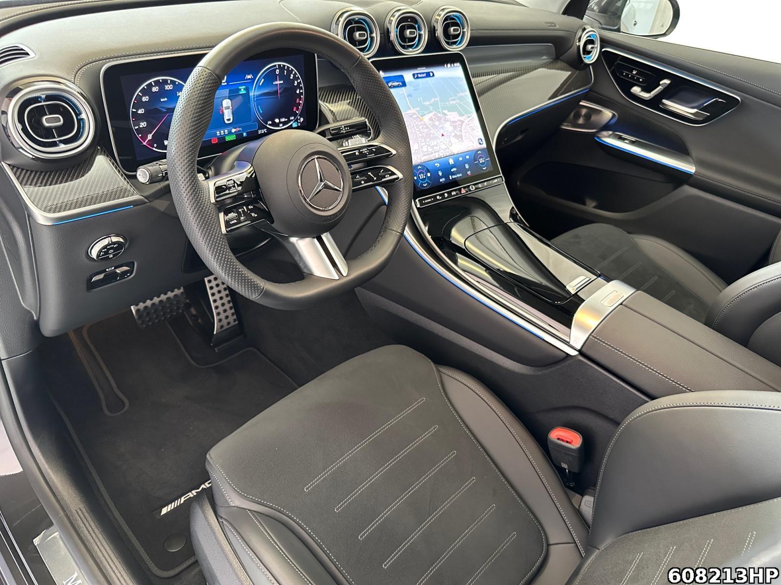 Fahrzeugabbildung Mercedes-Benz GLC 300 de 4M AMG Coupé AHK Pano DIGITAL LIGHT.