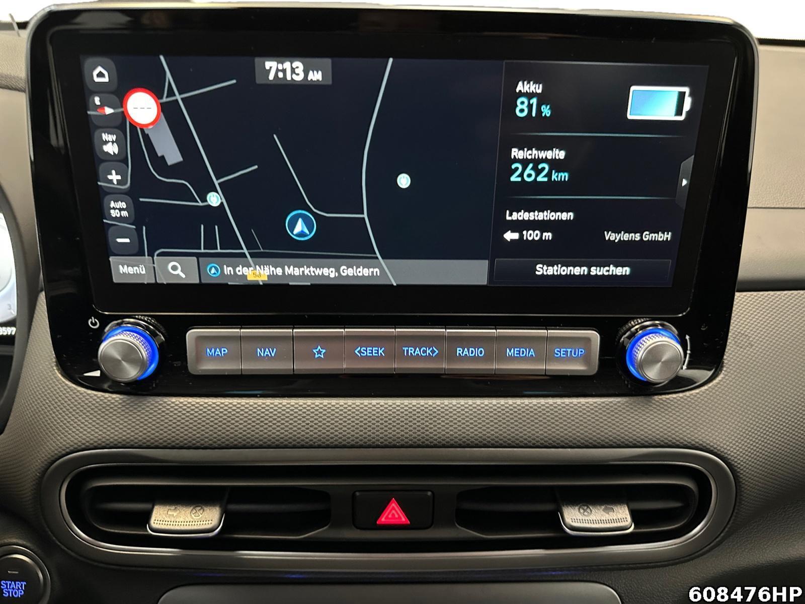 Fahrzeugabbildung Hyundai Kona Trend HUD Soundsystem Totwinkel Notbremsas