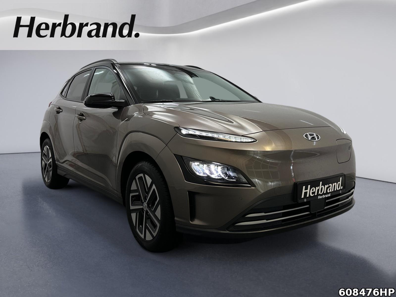 Fahrzeugabbildung Hyundai Kona Trend HUD Soundsystem Totwinkel Notbremsas