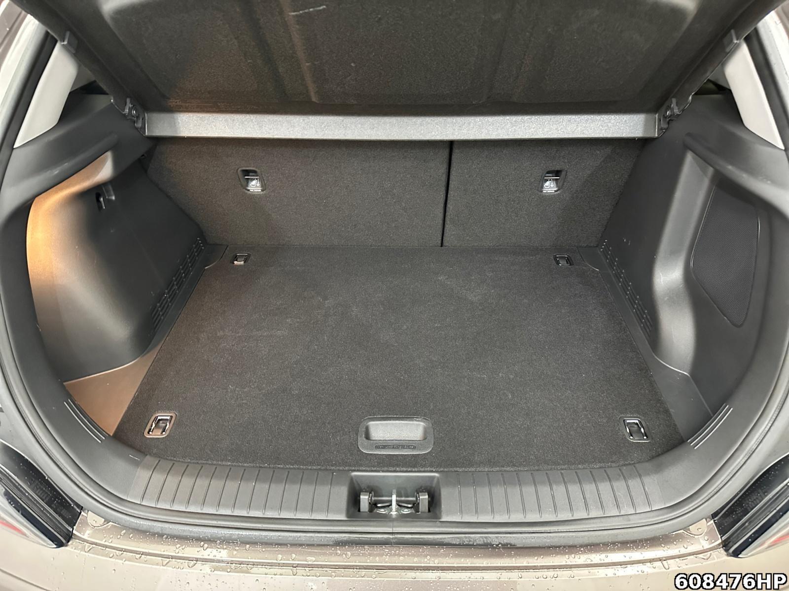 Fahrzeugabbildung Hyundai Kona Trend HUD Soundsystem Totwinkel Notbremsas