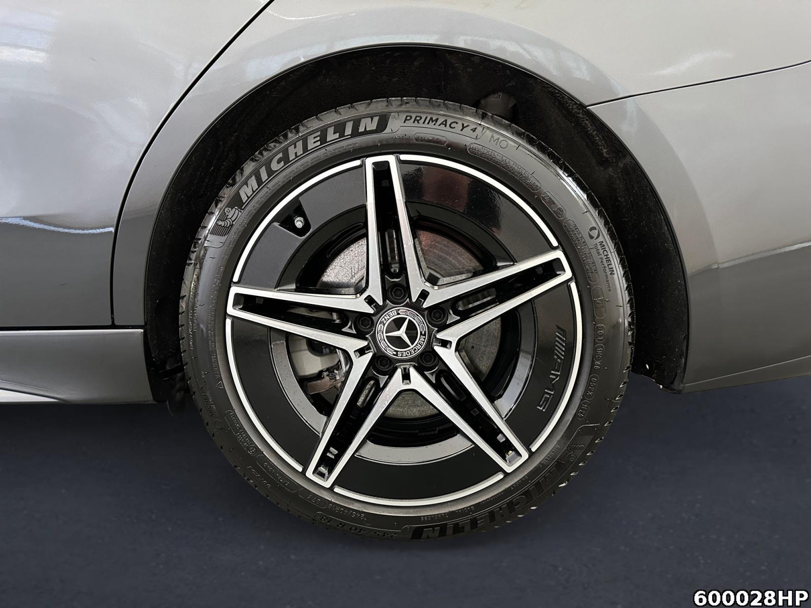 Fahrzeugabbildung Mercedes-Benz C 300 d T AMG DIGITAL LIGHT AHK 360° DISTRONIC