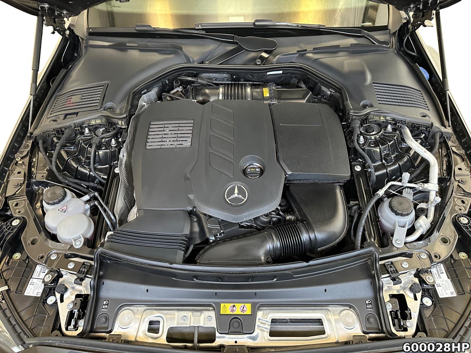Fahrzeugabbildung Mercedes-Benz C 300 d T AMG DIGITAL LIGHT AHK 360° DISTRONIC