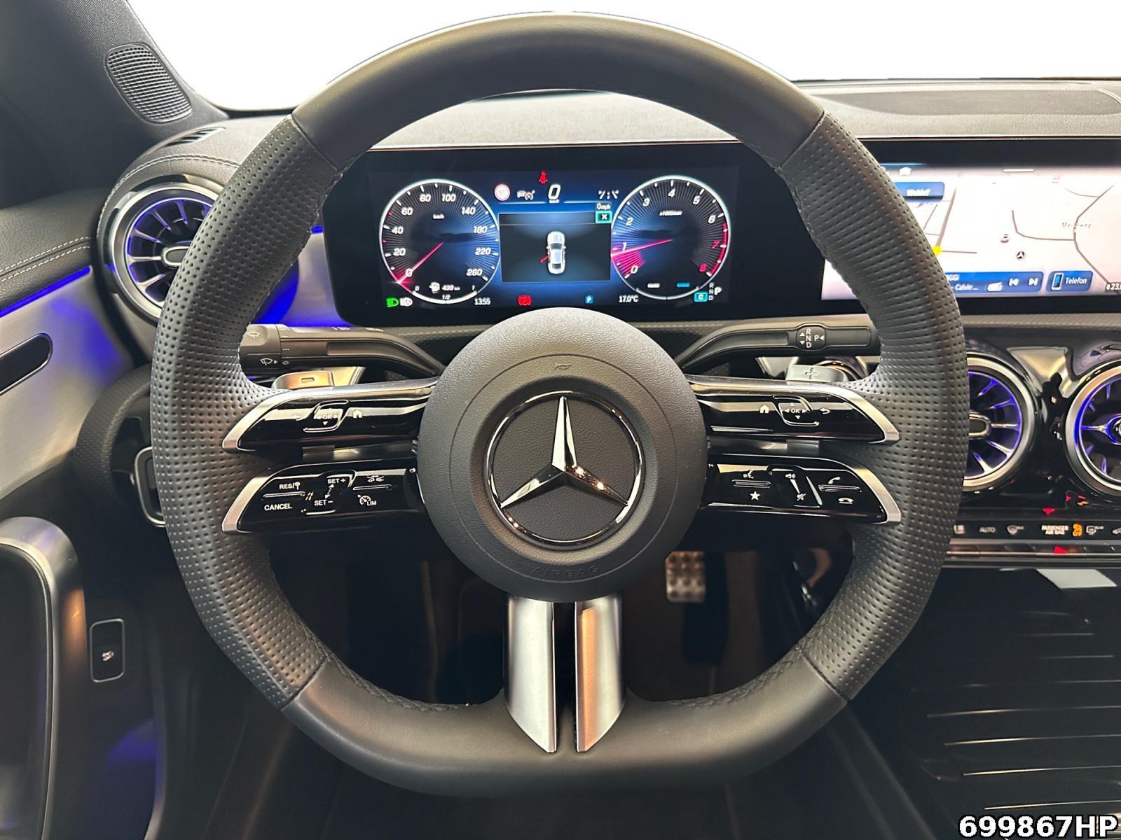 Fahrzeugabbildung Mercedes-Benz CLA 200 Coupe AMG Night DISTRONIC Ambiente Kamer