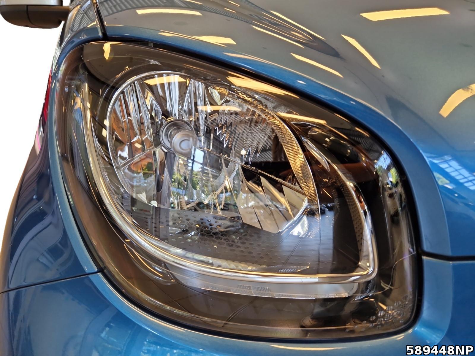 Fahrzeugabbildung Smart ForFour EQ Passion 22 kW DAB Lenkradhzg. SHZ