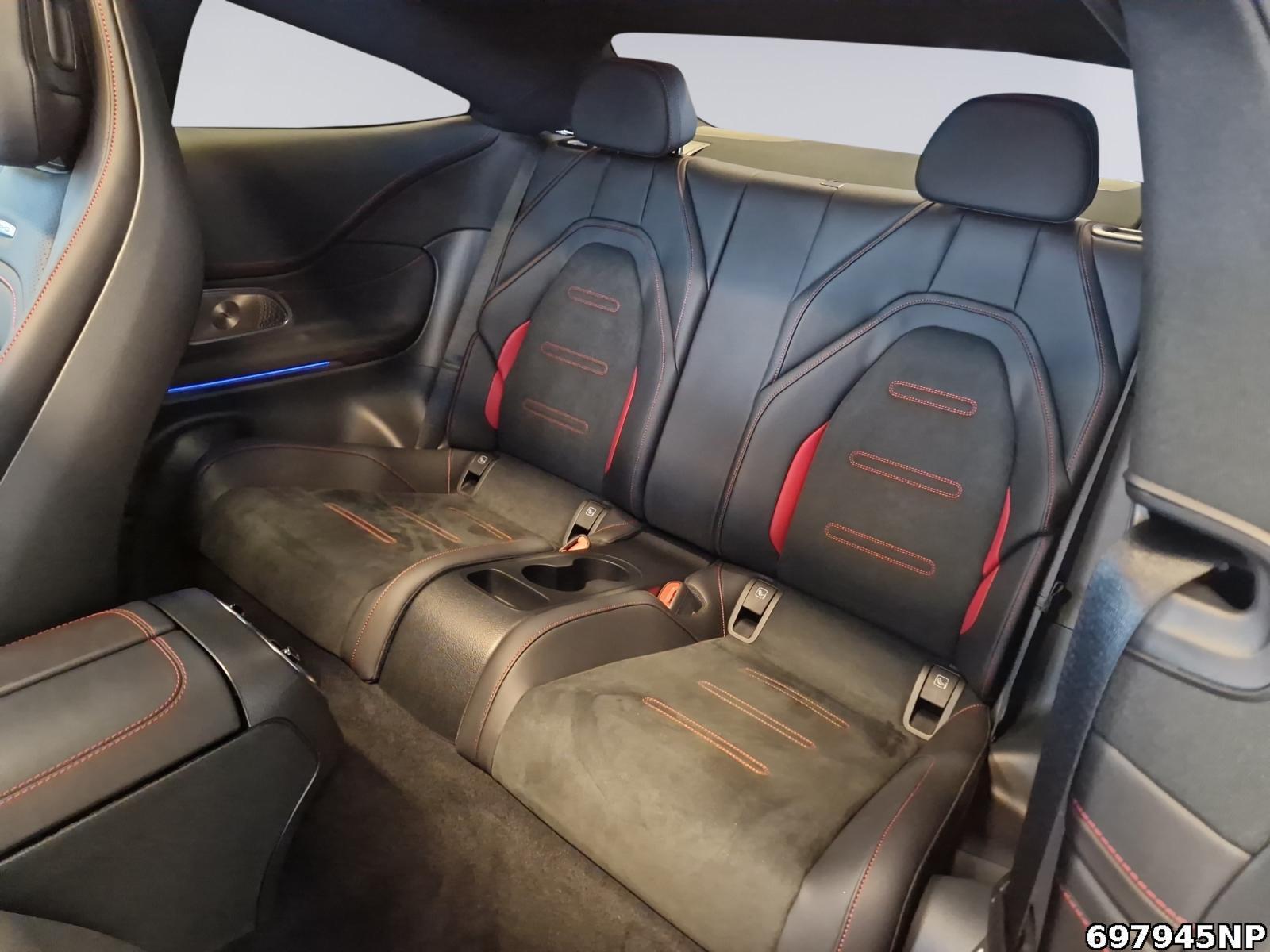 Fahrzeugabbildung Mercedes-Benz CLE 53 AMG 4M+ Coupé Night Pano Burmester Head-Up