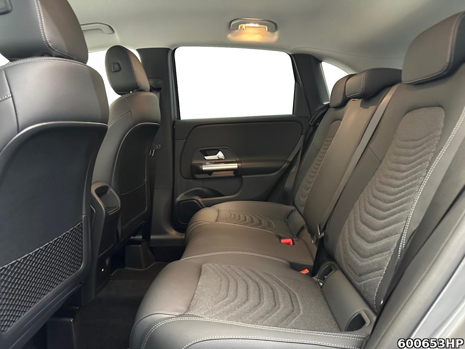 Fahrzeugabbildung Mercedes-Benz B 200 Progressive AHK LED Kamera PTS Sitzheizg.