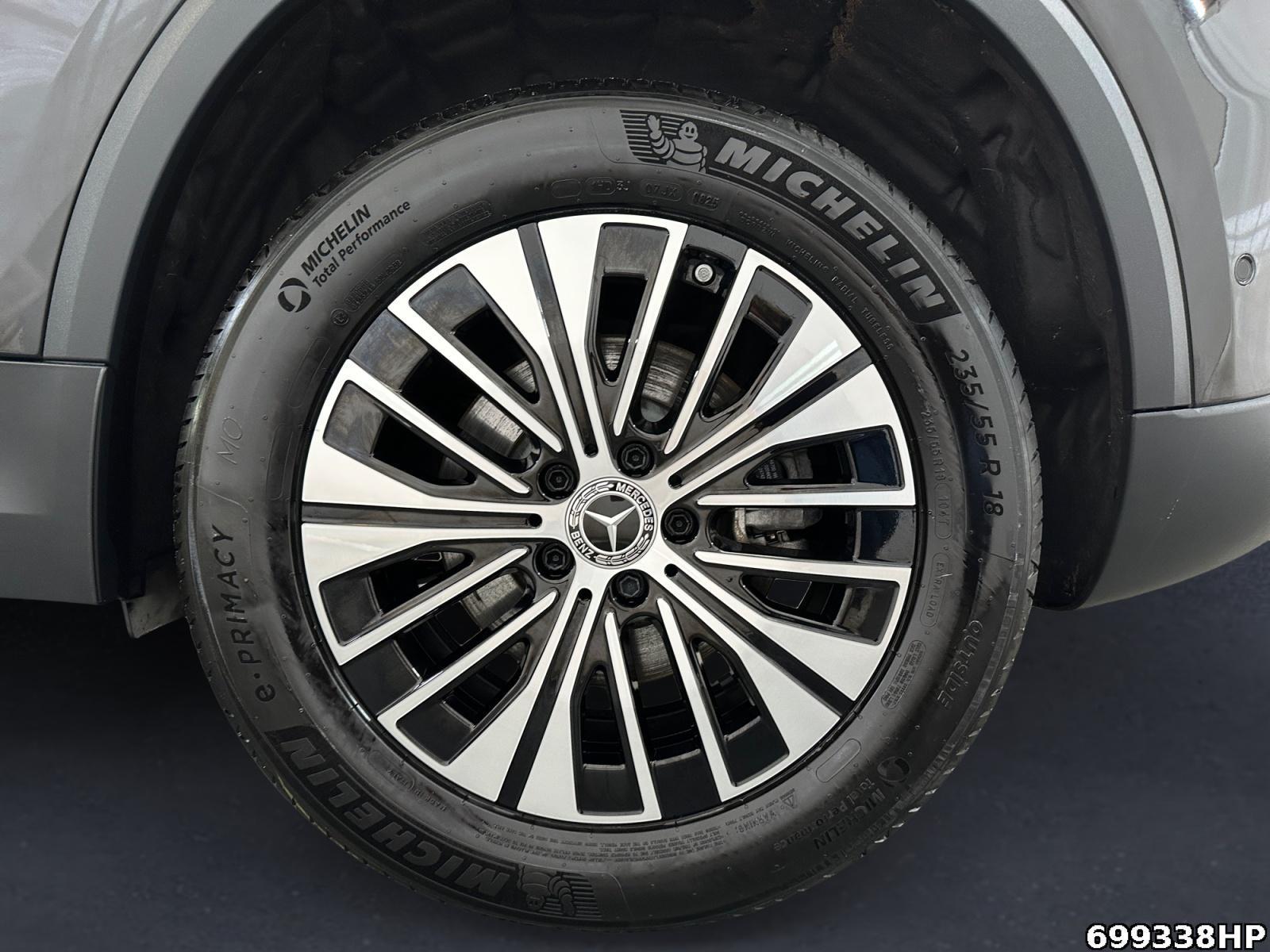 Fahrzeugabbildung Mercedes-Benz EQA Electric Art AHK 360° DISTRONIC Memory