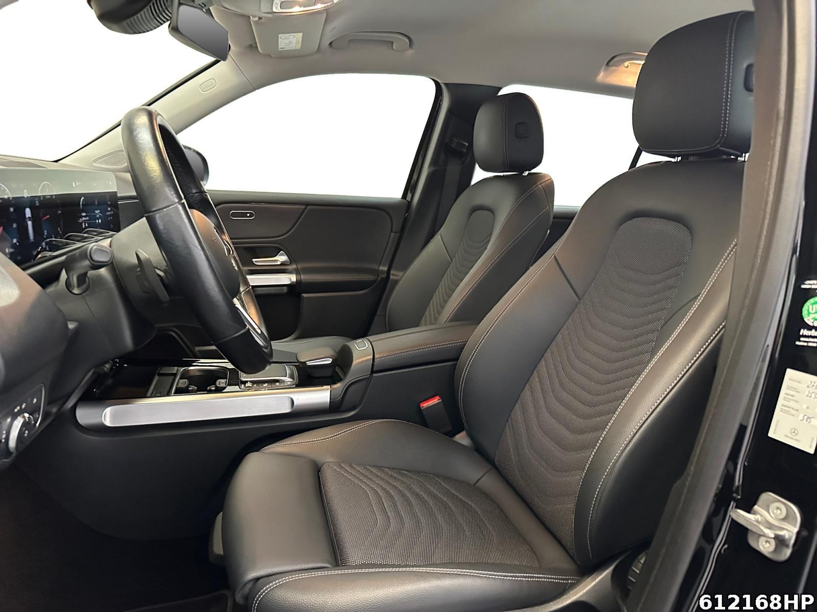 Fahrzeugabbildung Mercedes-Benz GLB 220 d 4M Progressive Distronic 360° AHK 19