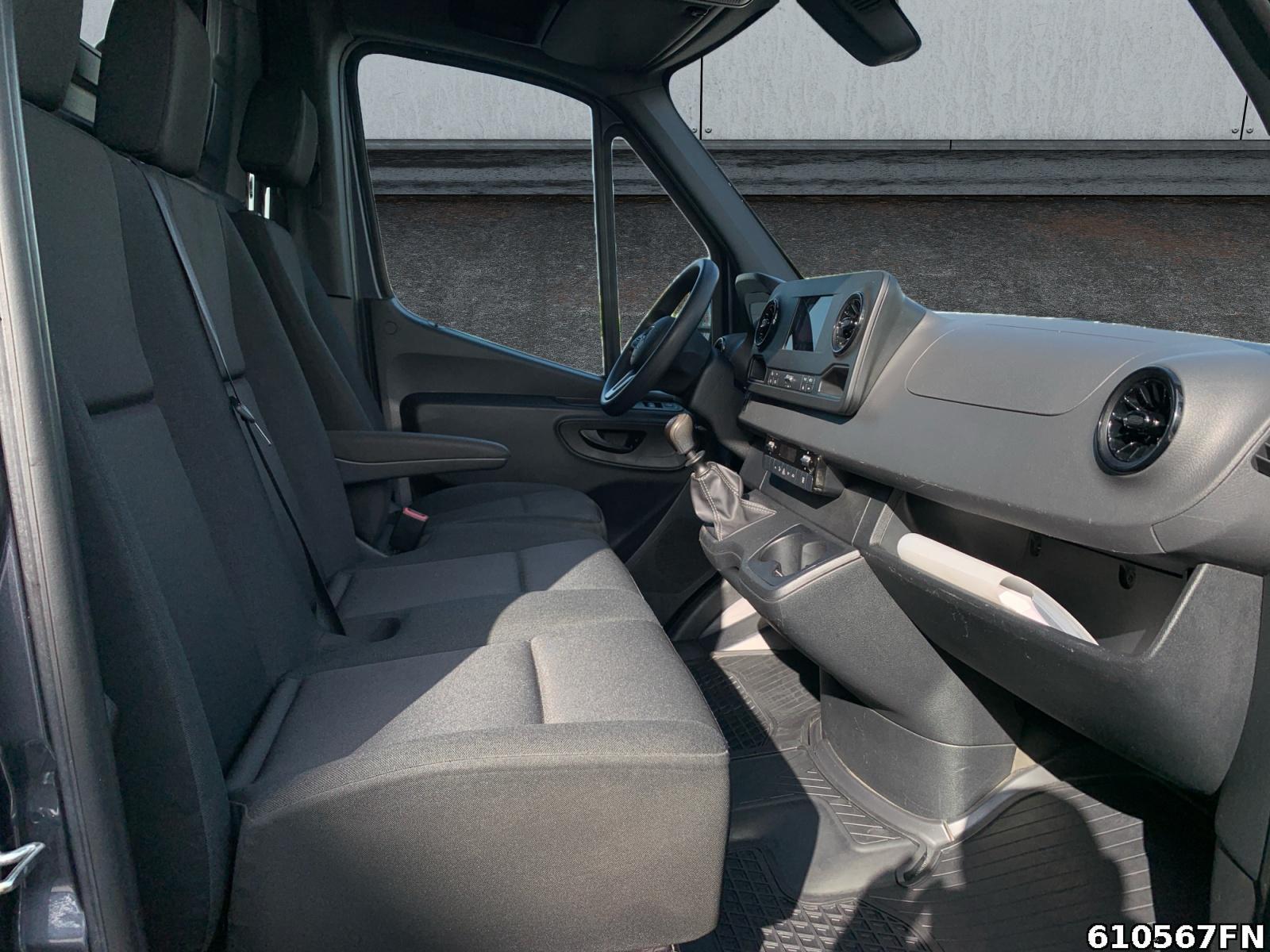 Fahrzeugabbildung Mercedes-Benz Sprinter 315 L2H2 KLIMA*AHK 2,8*STANDHEIZ*KAMERA