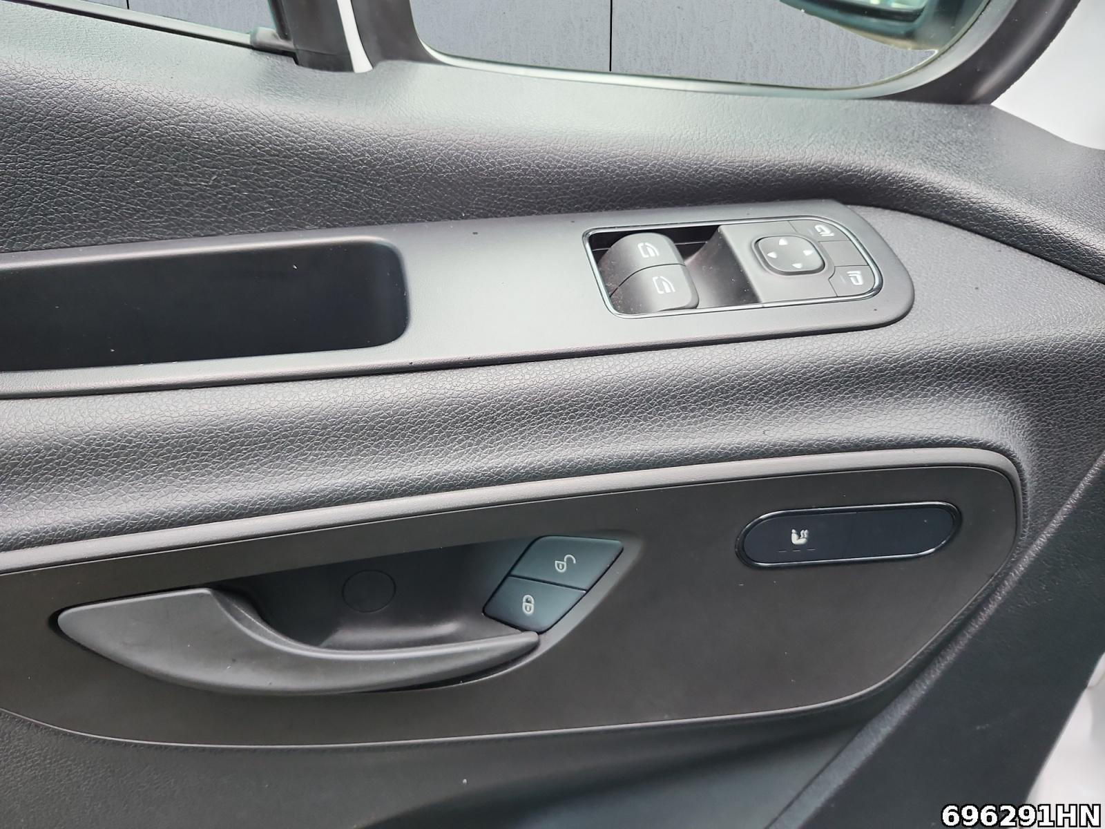 Fahrzeugabbildung Mercedes-Benz Sprinter 317 CDI Koffer/LBW*Kamera*MBUX*Spoiler