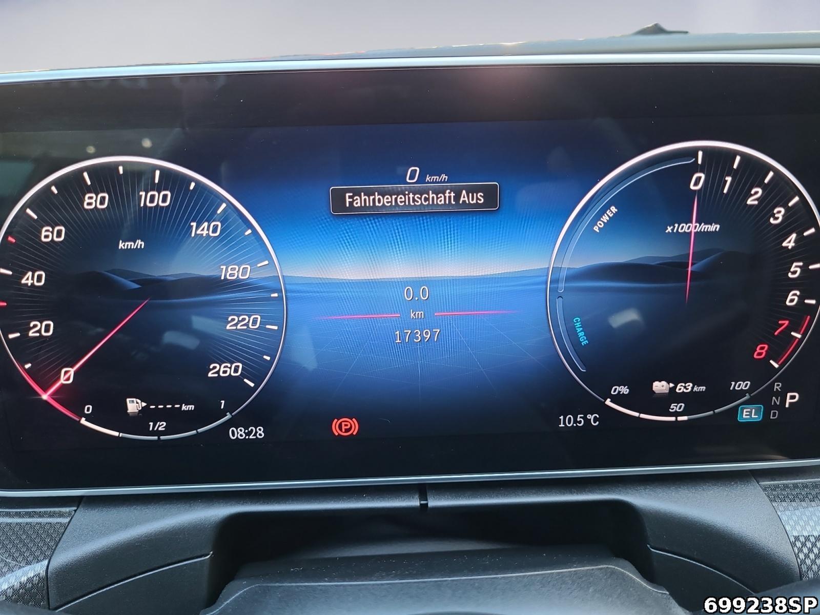 Fahrzeugabbildung Mercedes-Benz CLE 300 e AMG Digital-Light Pano 360° Distronic