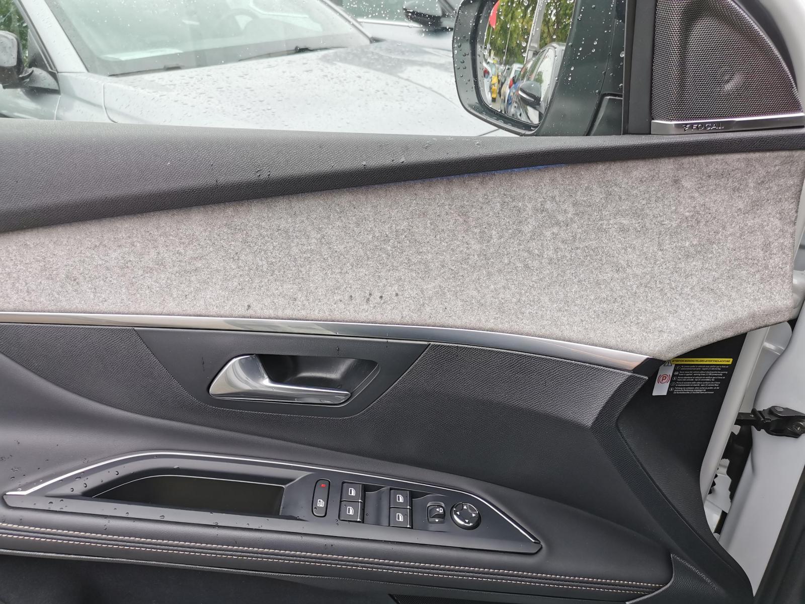 Fahrzeugabbildung Peugeot 5008 1.2 PureTech 130, GT