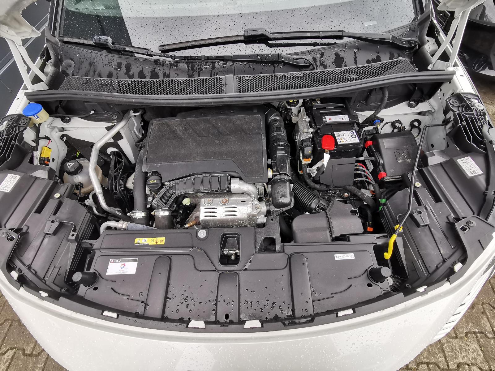 Fahrzeugabbildung Peugeot 5008 1.2 PureTech 130, GT