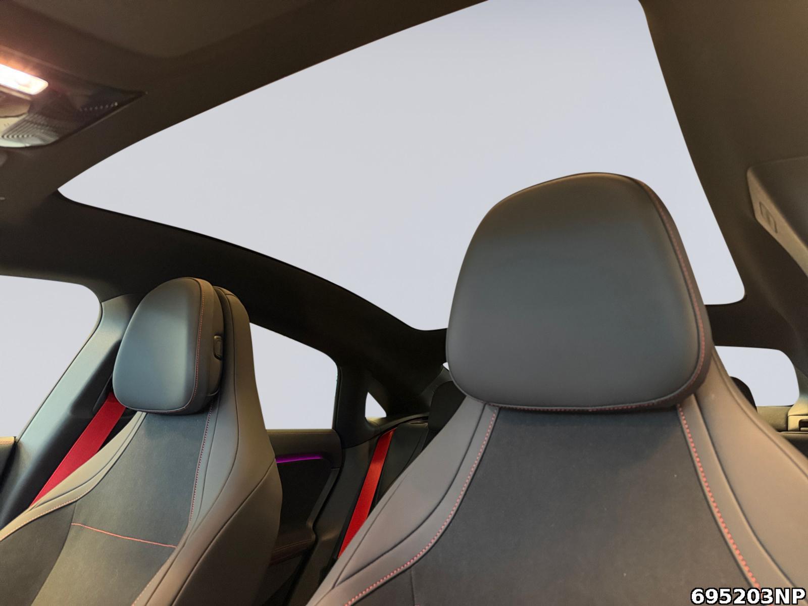 Fahrzeugabbildung Mercedes-Benz CLA 350 4MATIC AMG+NIGHT+MULTIBEAM+PREMIUMPA