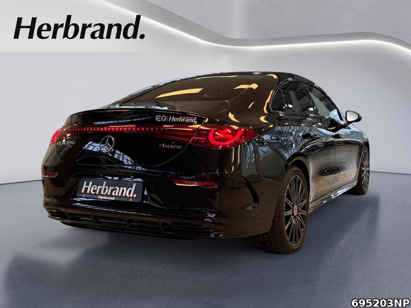 Fahrzeugabbildung Mercedes-Benz CLA 350 4MATIC AMG+NIGHT+MULTIBEAM+PREMIUMPA