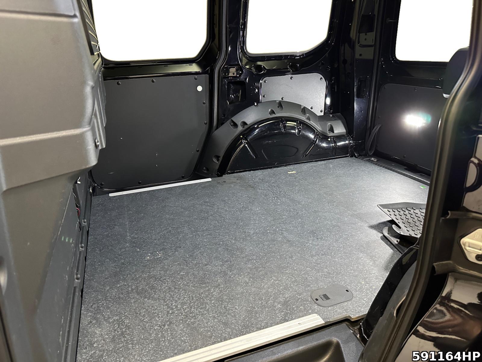 Fahrzeugabbildung Volkswagen Caddy 2.0 TDI BMT PanAmericana *AHK abn. ACC LED