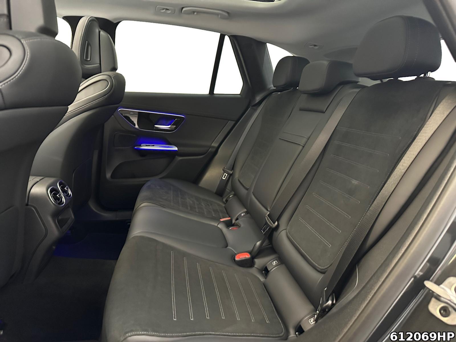 Fahrzeugabbildung Mercedes-Benz GLC 300 4M AMG Pano AHKNight 360° MemorySitzhzg