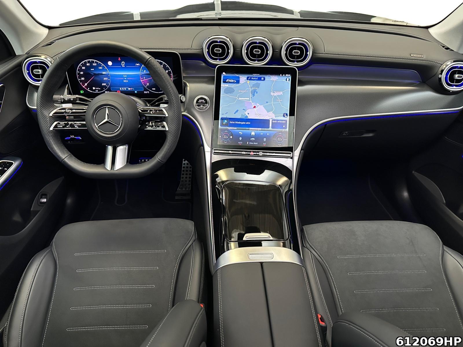 Fahrzeugabbildung Mercedes-Benz GLC 300 4M AMG Pano AHKNight 360° MemorySitzhzg