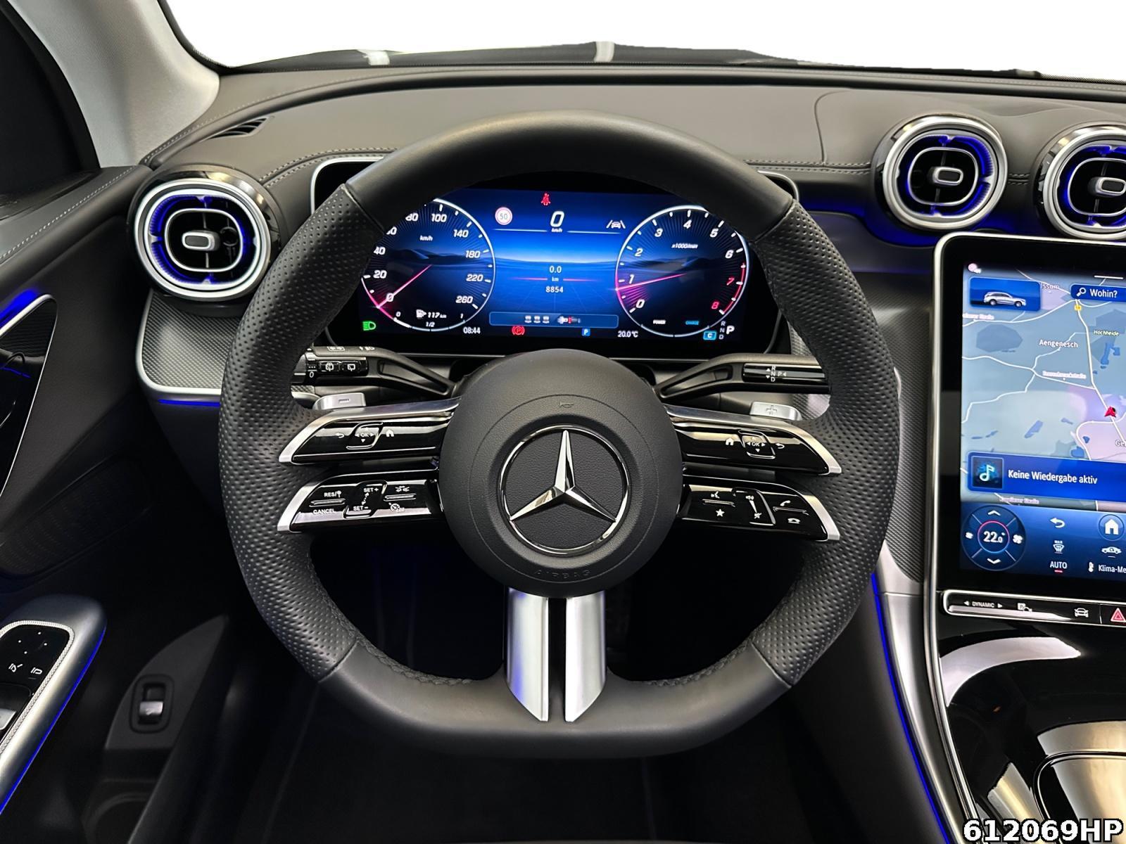 Fahrzeugabbildung Mercedes-Benz GLC 300 4M AMG Pano AHKNight 360° MemorySitzhzg