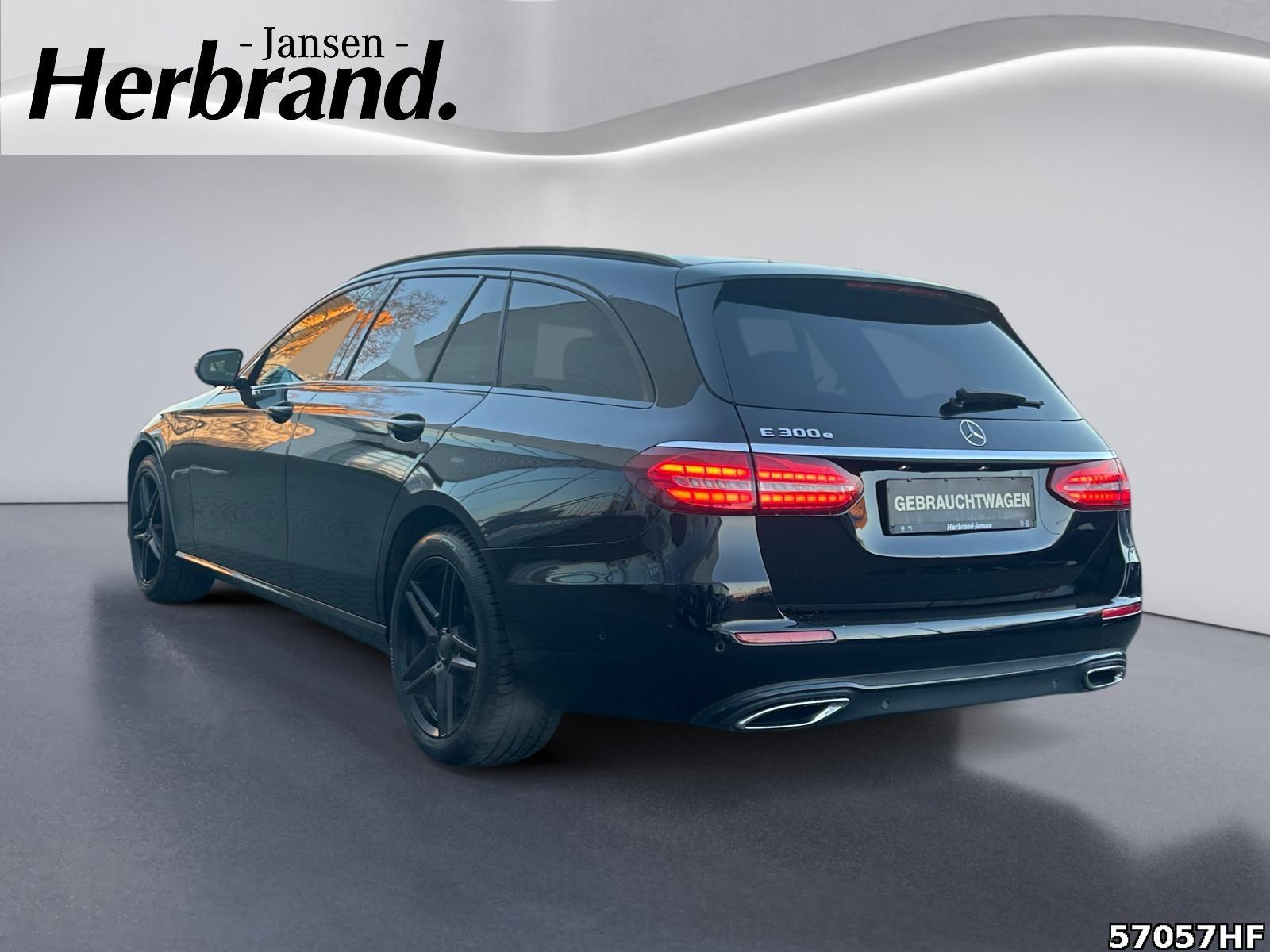 Fahrzeugabbildung Mercedes-Benz E 300 Hybrid +SHZ+NAVI+CARPLAY+SITZMEMORY+
