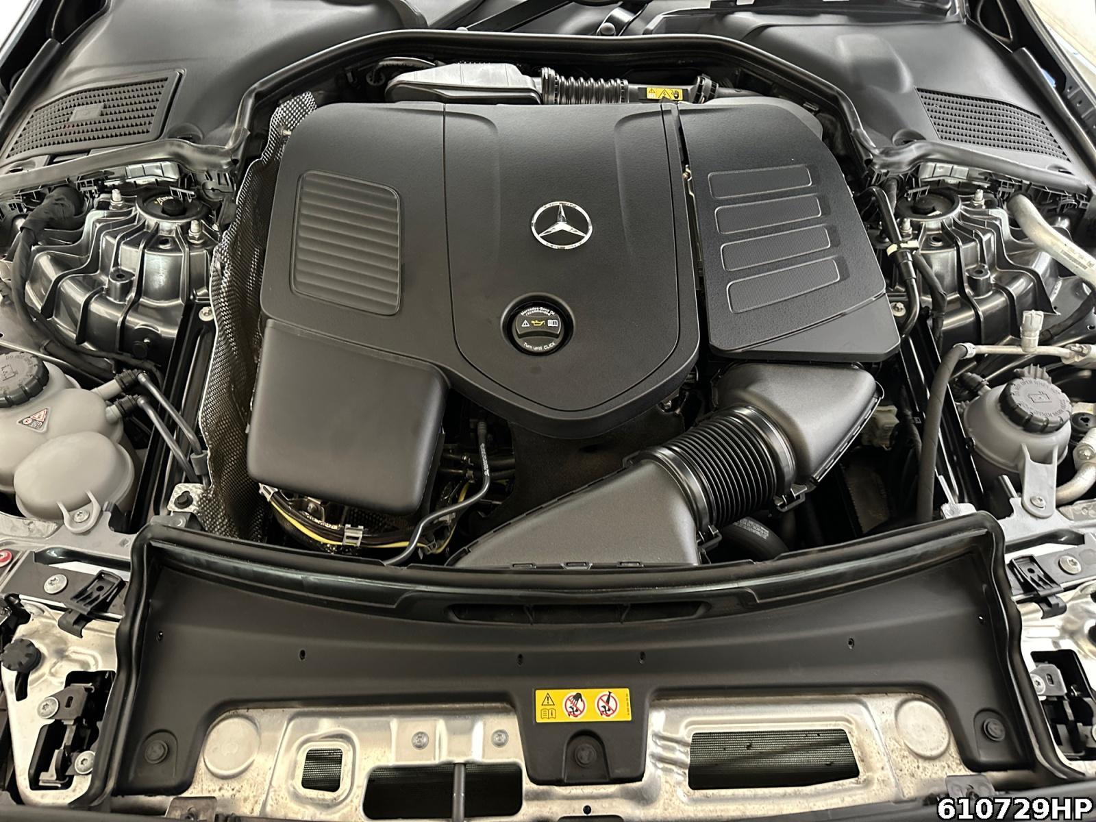 Fahrzeugabbildung Mercedes-Benz C 180 AMG Kamera Memory Totw Ambiente LED Carpl